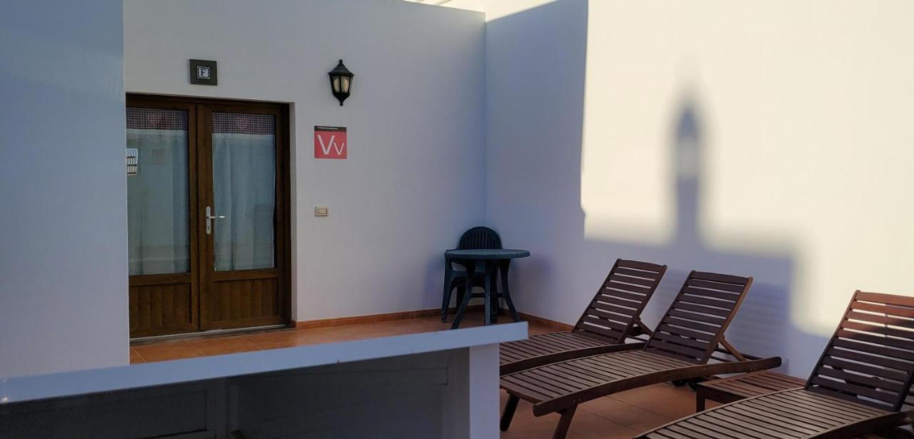 Apartamentos Flor Uno Caleta de Sebo Buitenkant foto